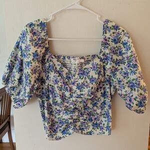 NWOT Lush Floral Puff Sleeve Top